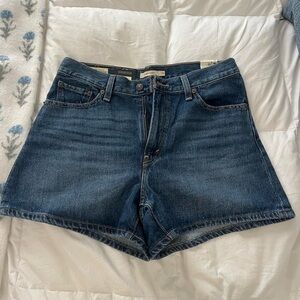 Classic Blue Denim Levi’s Women's Shorts